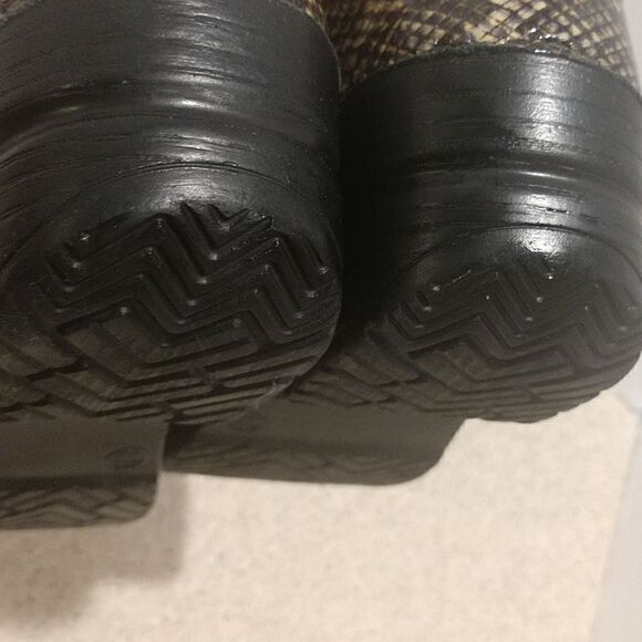 👍 Dansko Snakeskin  Patterned  Dansko Size 36.   A5 - Picture 5 of 5